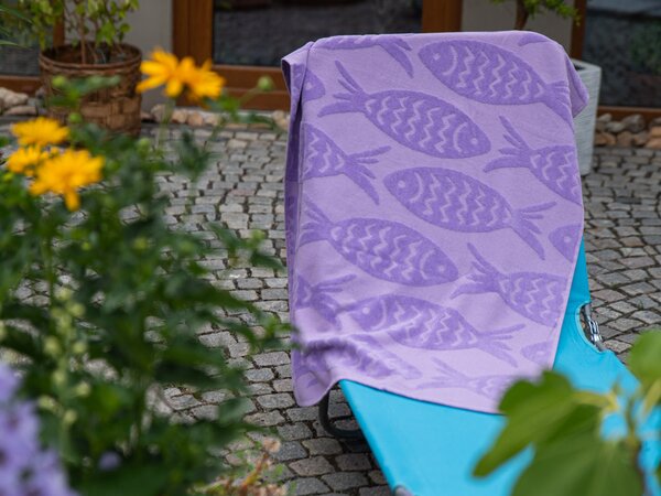 Ručnik za plažu RYBY 70 x 140 cm ljubičasta, 100% pamuk