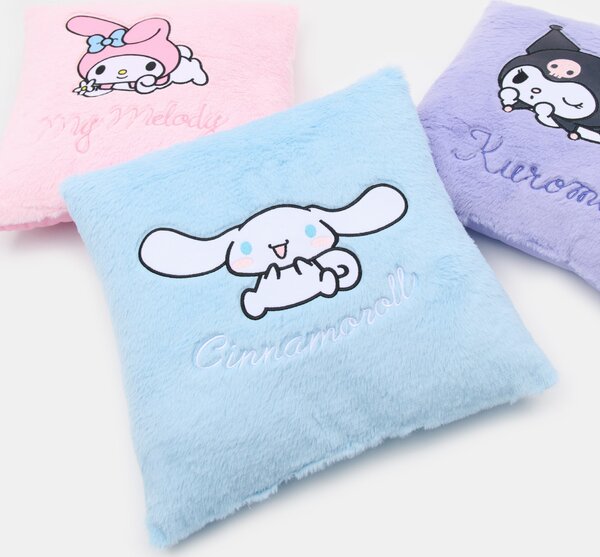 Sinsay - Jastuk od umjetnog krzna Cinnamoroll