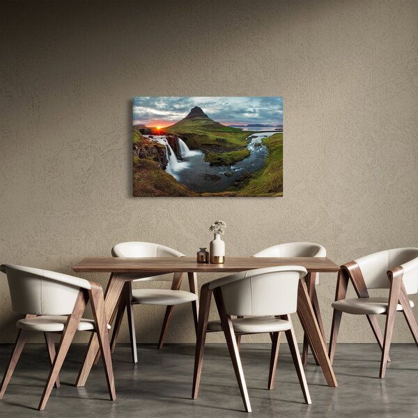 Slika - Kirkjufell na zalasku sunca (90x60 cm)