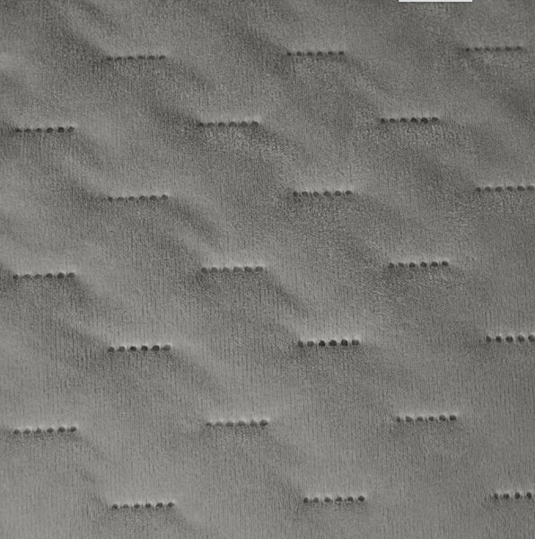 Baršunasti prekrivač za krevet ASTRALIA, sivi Dimenzije: 170 x 210 cm
