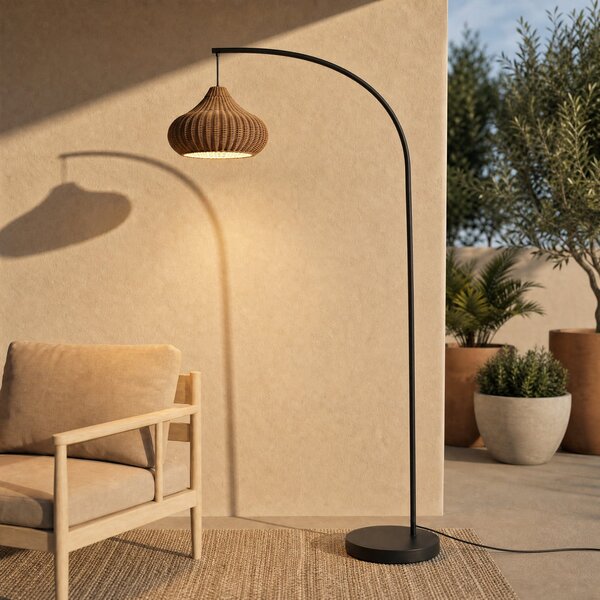 Lucande Taniola vanjska podna lampa, bež, ratan, 195 cm, IP44, Drvo, Drvo, Stanite zračeći prema dolje