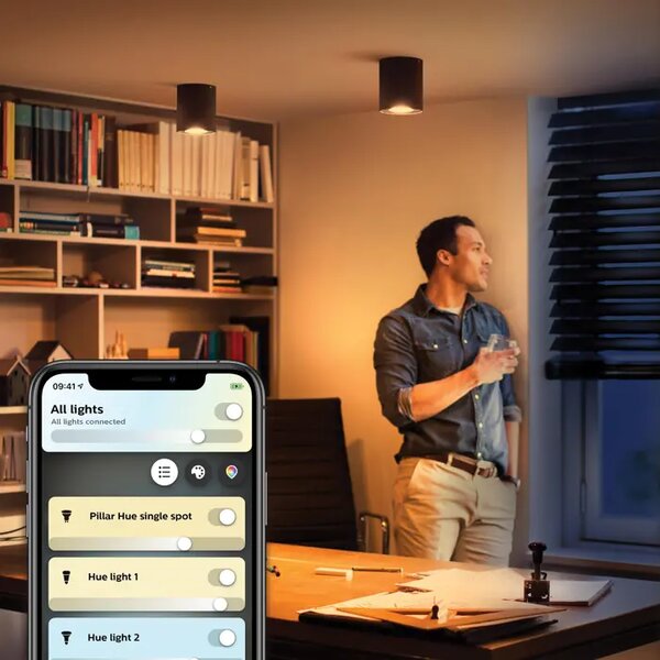 PILLAR PHILIPS HUE LED reflektor SINGLE SPOT crni 1XGU10 8720169320239