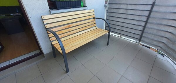 Drvena vrtna klupa 120 x 60 x 80 cm