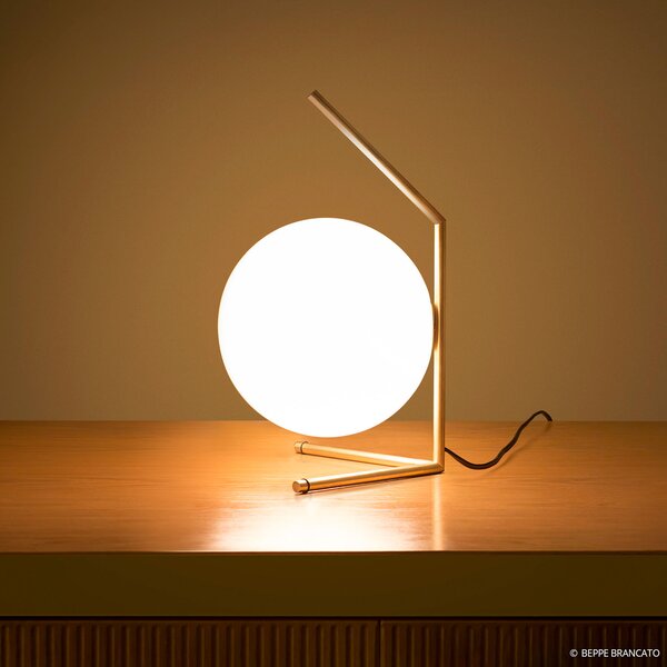 Stolne Lampa FLOS, IC T1, prigušiv, Zlato / mjed, Dnevna soba, Metal, Dizajn