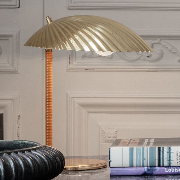 Stolne Lampa GUBI, 5321, Zlato / mjed, Dnevna soba, Metal, Dizajn