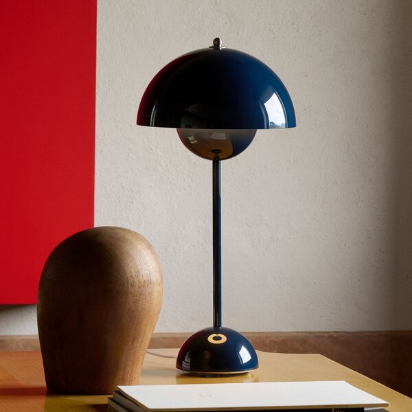 Stolne Lampa &Tradition, Flowerpot VP3, Plava, Dnevna soba, Metal, Dizajn
