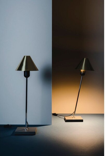 Stolne Lampa Santa & Cole, Zlato / mjed, Dnevna soba, Aluminij