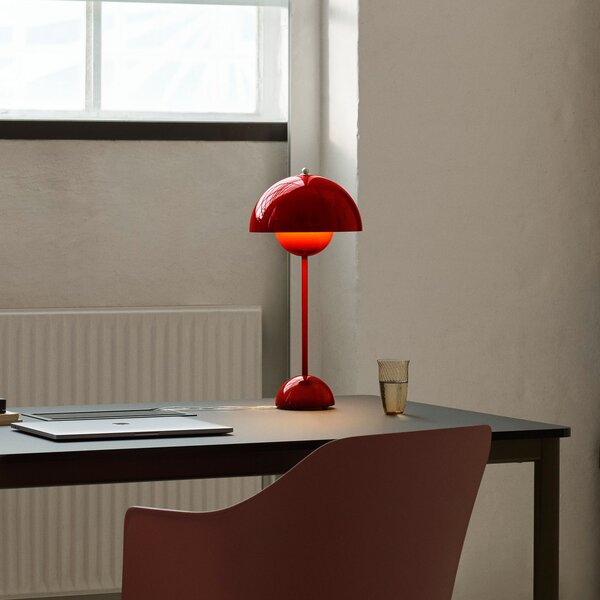 Stolne Lampa &Tradition, Flowerpot VP3, Crvena, Dnevna soba, Metal, Dizajn