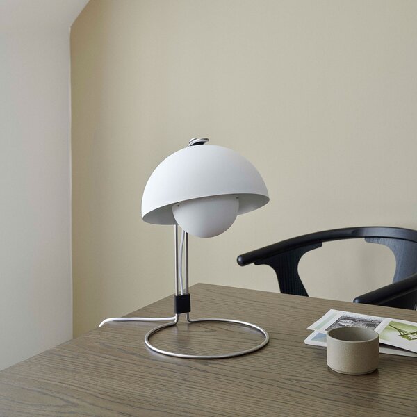 Stolne Lampa &Tradition, Flowerpot VP4, Bijela, Dnevna soba, Metal, Dizajn