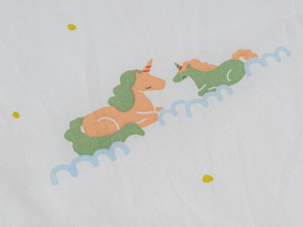 Dječja pamučna posteljina MAGIC UNICORN TALES bijela, 100% pamuk Dimenzije posteljine: 70 x 80 cm | 140 x 200 cm