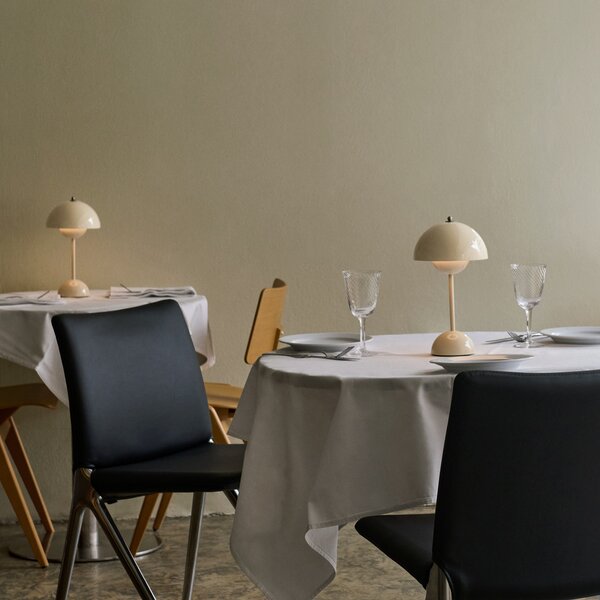 Stolne Lampa &Tradition, Flowerpot VP9, prigušiv, Bež, Dnevna soba, Plastika, Dizajn