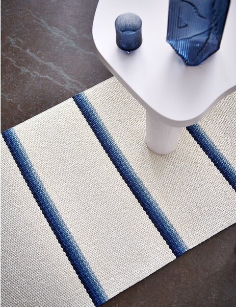 Plava/krem unutarnja i vanjska staza 70x180 cm Olle Blue Vanilla – Pappelina