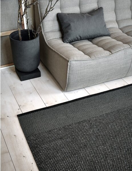 Antracitno siva unutarnja i vanjska staza 70x300 cm Edit Charcoal – Pappelina