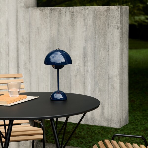 Stolne Lampa &Tradition, Flowerpot VP9, prigušiv, Plava, Dnevna soba, Plastika, Dizajn