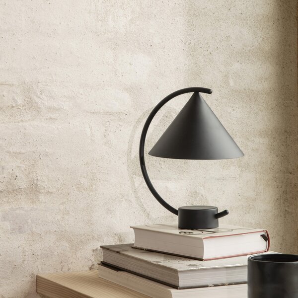 Stolne Lampa ferm LIVING, Meridian, prigušiv, Crno, Dnevna soba, Metal, Dizajn