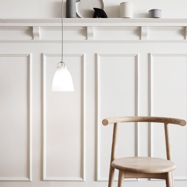 Viseće Svjetiljka FRITZ HANSEN, Caravaggio P1, prigušiv, Bijela, Dnevna soba, Staklo, Dizajn