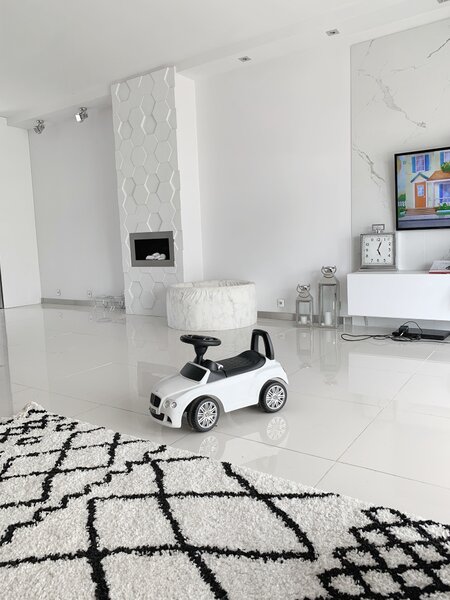 Tepih BERBER SAFI N9040 Bijela / crno rese Berberski marokanski shaggy