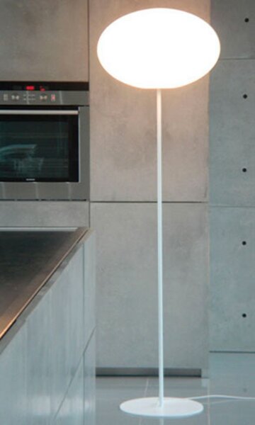 Podna lampa Eggy Pin, Ø 55 cm, opalna/bijela - CPH Lighting