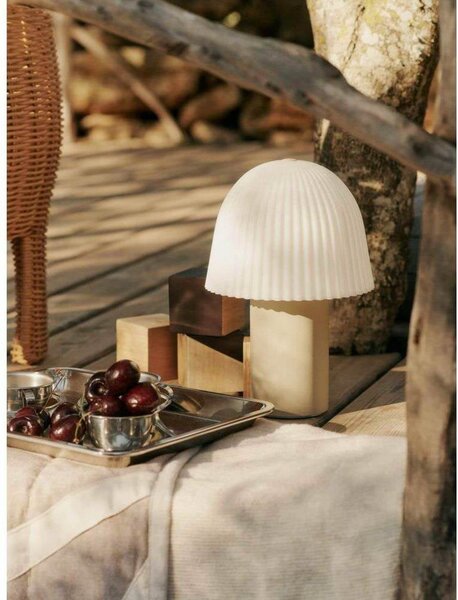 Frill Prijenosni Stolna Lampa Cashmere/White - Ferm Living