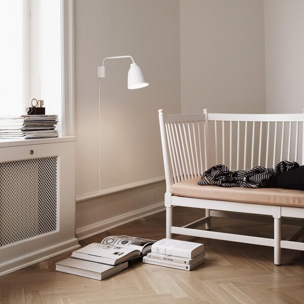 Zidne Svjetiljka FRITZ HANSEN, Caravaggio, prigušiv, Bijela, Dnevna soba, Metal, Dizajn