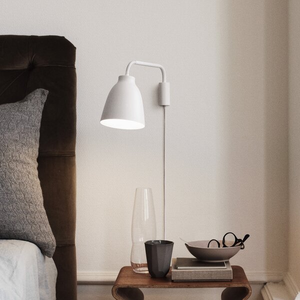 Zidne Svjetiljka FRITZ HANSEN, Caravaggio, prigušiv, Bijela, Dnevna soba, Metal, Dizajn