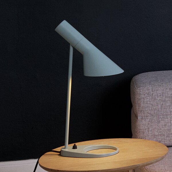 Stolne Lampa Louis Poulsen, AJ Mini, Plava, Dnevna soba, Metal, Dizajn