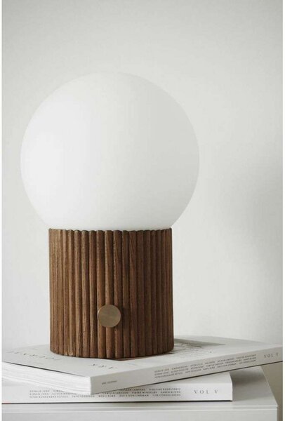 Hubble 22 Stolna lampa Walnut - Globen Lighting