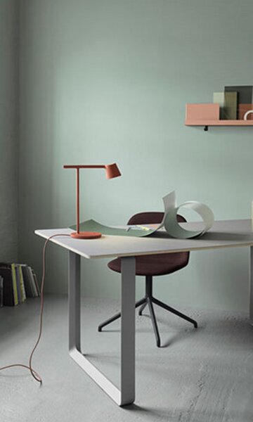 Stolne Lampa Muuto, prigušiv, Smeđa / hrđa, Dnevna soba, Aluminij