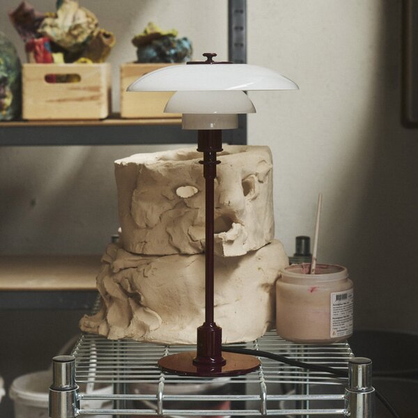 Louis Poulsen PH 2/1 stolna lampa, sjajna bordo, Ø 20 cm, Crvena, Dnevni boravak/blagovaonica, Staklo