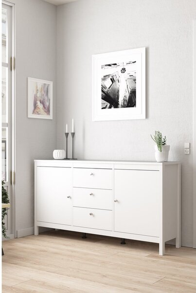 Bijela niska komoda 151x80 cm Madrid – Tvilum