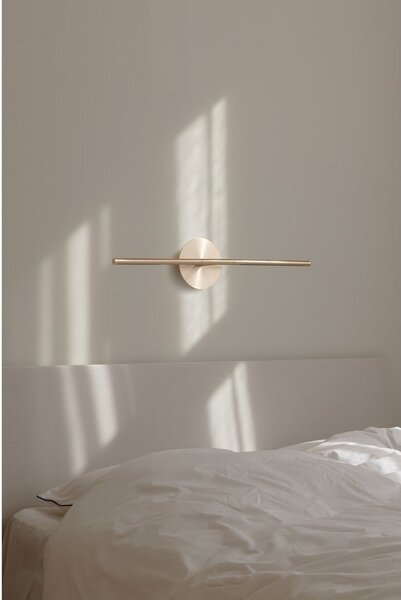 LED zidna lampa u zlatnoj boji Omni – UMAGE