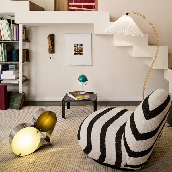 Stolne Lampa GUBI, Coppia, Bijela, Dnevna soba, Plastika, Moderan