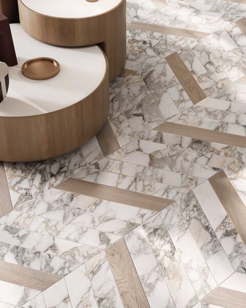 Pločica Flaviker Supreme Memories Bianco Vagli Natural Chevron 7,5×40,7 cm