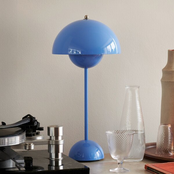 Stolne Lampa &Tradition, Flowerpot VP3, Plava, Dnevna soba, Metal, Dizajn