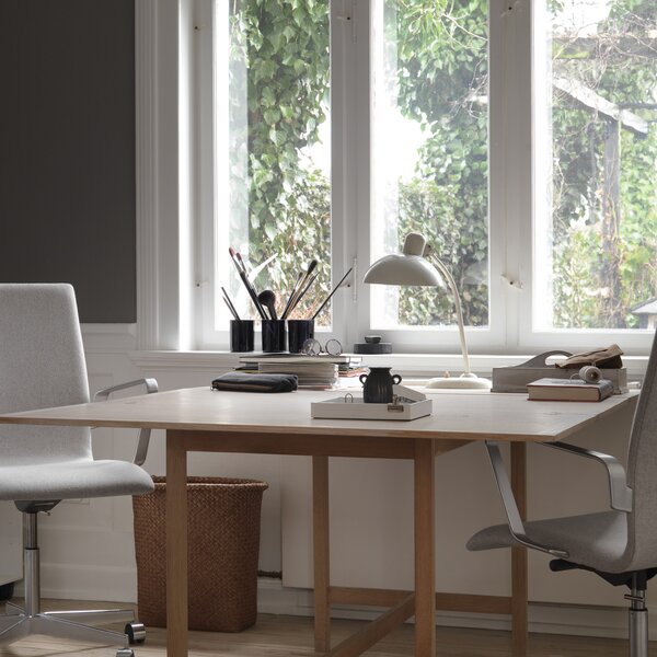 Stolne Lampa FRITZ HANSEN, Kaiser Idell 6556-T, Bijela, Dnevna soba, Metal, Dizajn