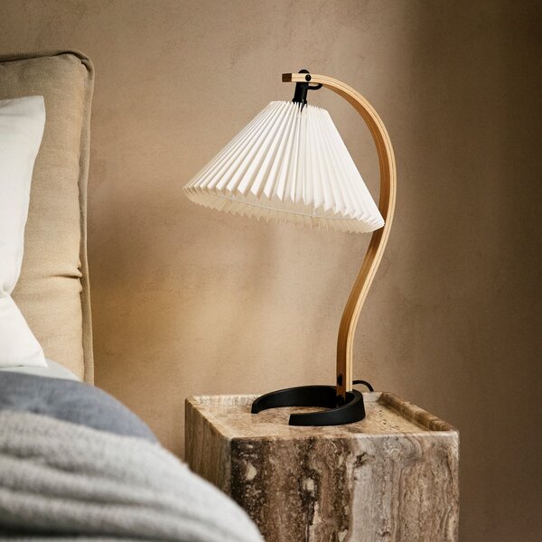 Stolne Lampa GUBI, Timberline, Bijela, Dnevna soba, Tkanina / tekstil, Dizajn
