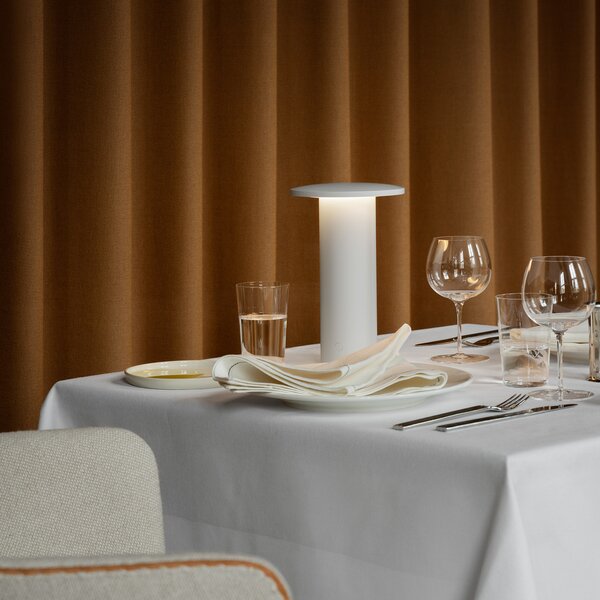 Stolne Lampa FRITZ HANSEN, Solae, prigušiv, Bijela, Dnevna soba, Aluminij, Moderan
