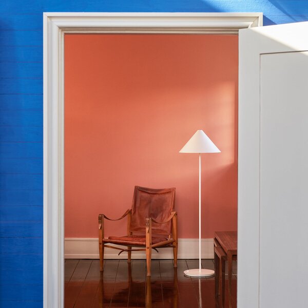 Podne Lampa Louis Poulsen, Keglen, prigušiv, Bijela, Dnevna soba, Metal, Dizajn