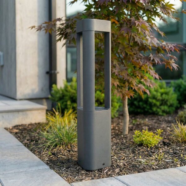 Lucande LED postolna svjetiljka Pirron, 50 cm, trokutasta, IP54, Crno, Metal