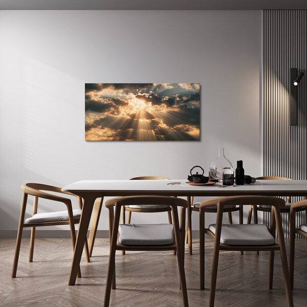Slika dramatično sunce iza oblaka