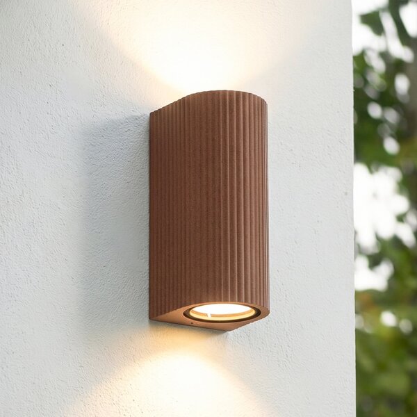 Lindby Aluvo vanjska zidna svjetiljka, boja hrđe, 16 cm, IP65, rebrasta, prigušiva, Smeđa / hrđa, Aluminij