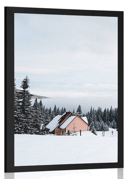 Plakat mala drvena vikendica u snježnom krajoliku