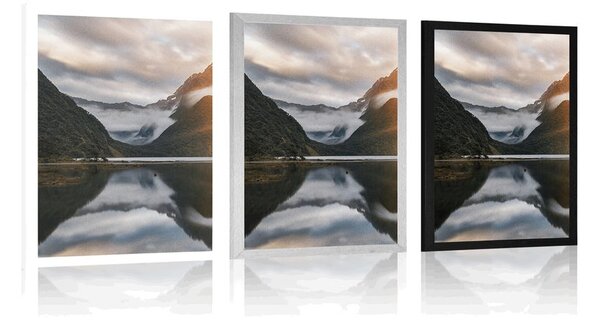 Plakat Milford Sound pri izlasku sunca