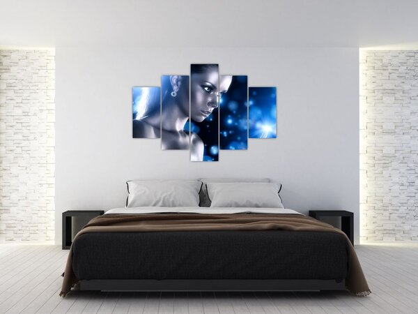 Slika ženske v modrih bleščicah (150x105 cm)