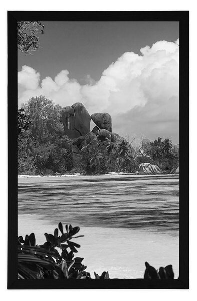 Plakat prekrasna plaža na otoku La Digue u crno-bijelom dizajnu