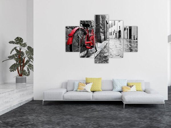 Slika rdečega kolesa na tlakovani ulici (150x105 cm)