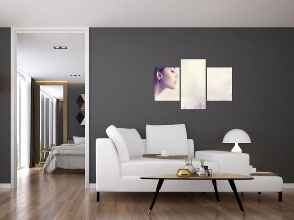 Slika ženske s sivko (90x60 cm)