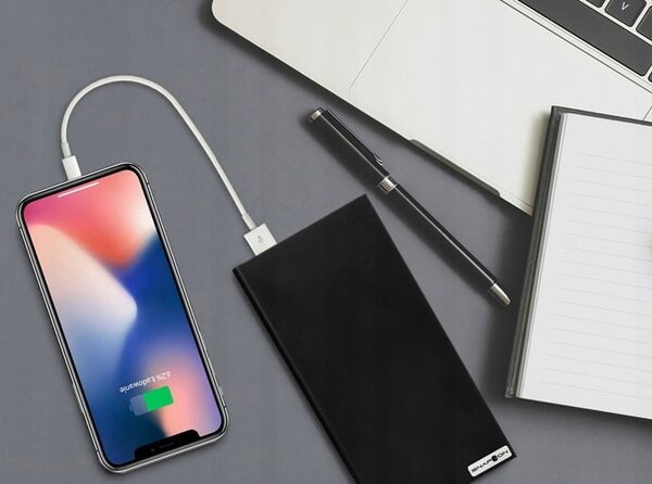 USB 2x PowerBank 20000Mah + LED svjetiljka tanka crna