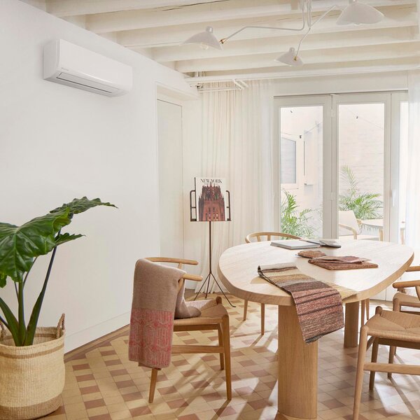 DAIKIN Sensira klima-uređaj 2.5kW RXF25F/FTXF25F
