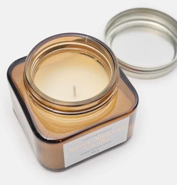 Sinsay - Mirisna svijeća Sweet Almond Vanilla